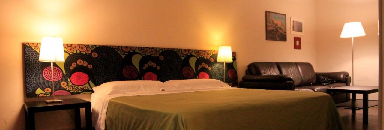 B&B Metropolis Ліворно Екстер'єр фото